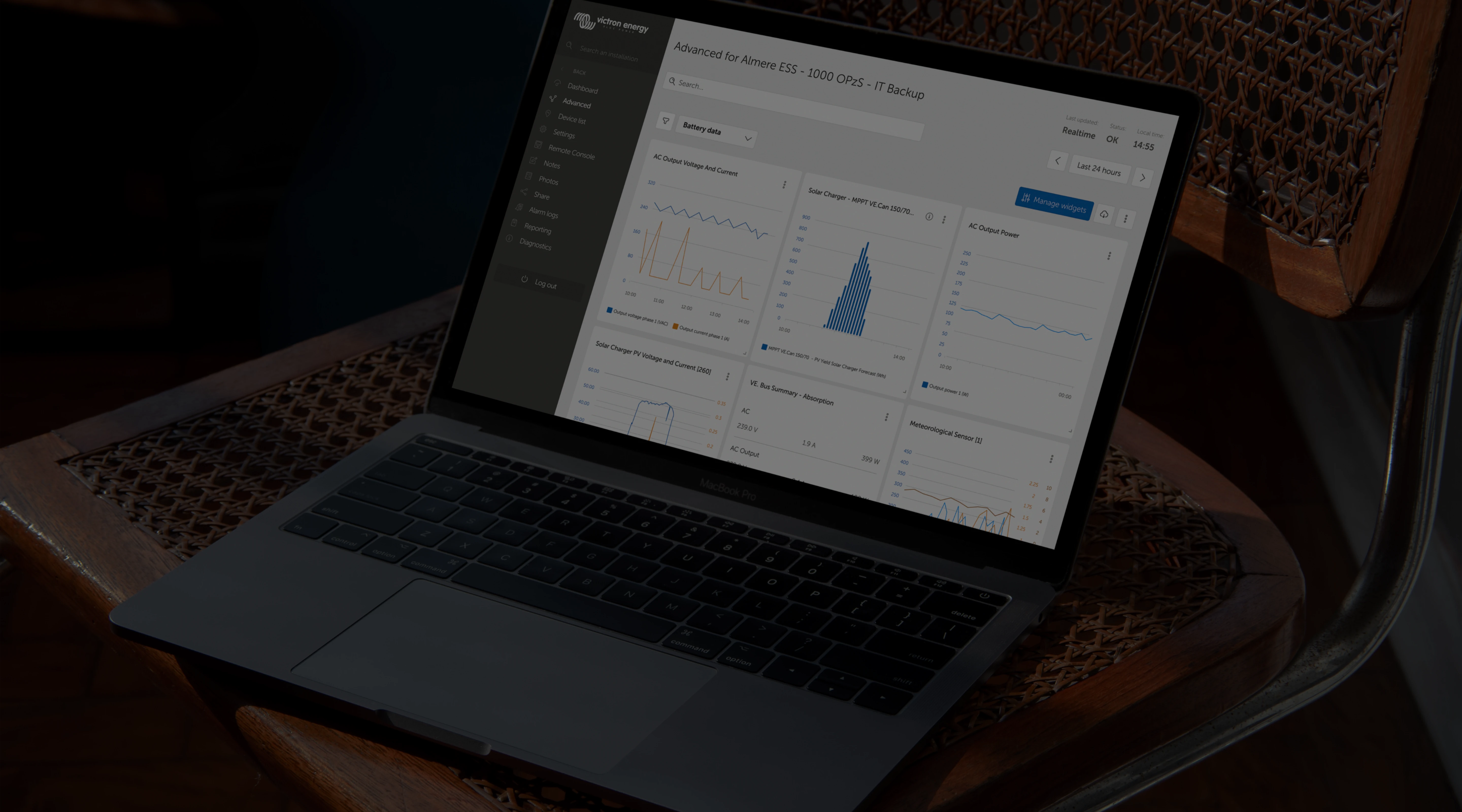 VRM portal Advanced page — data monitoring dashboard hero banner